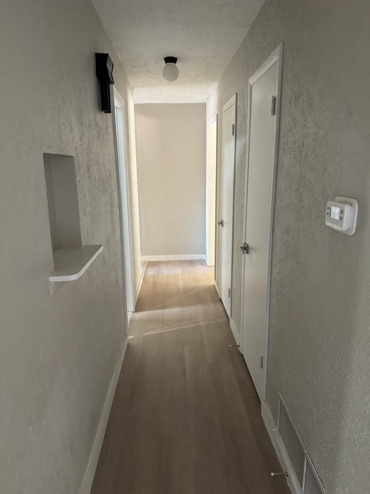 4210 Templeton St #NA - Photo 2 of 13