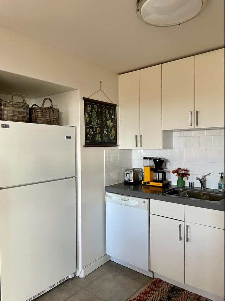1518 Clifton St #A - Photo 7 of 14