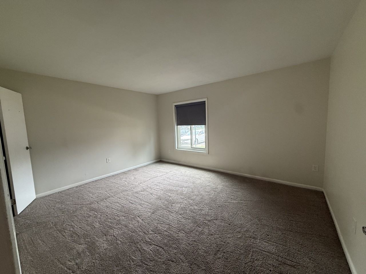 6930 Hanover Pkwy #201 - Photo 5 of 10