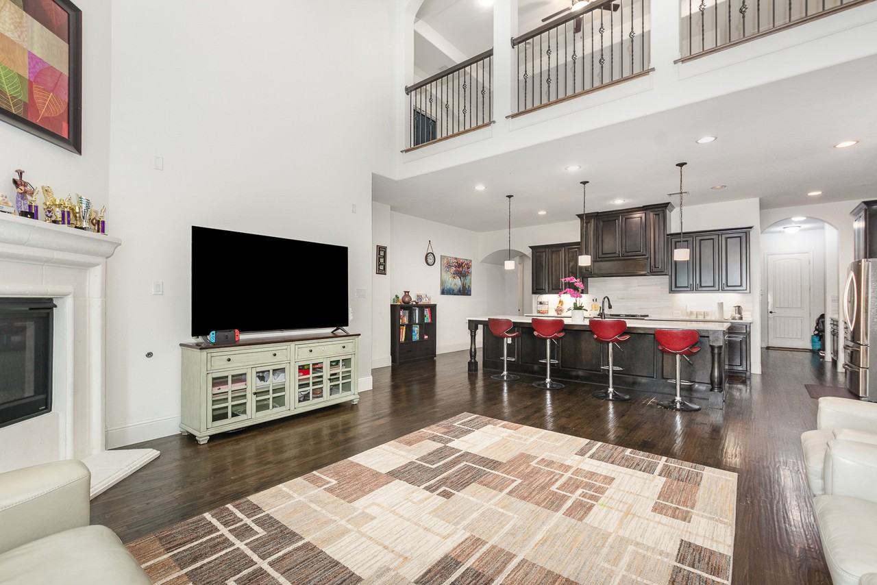 605 Conifer Ln #NA - Photo 6 of 13