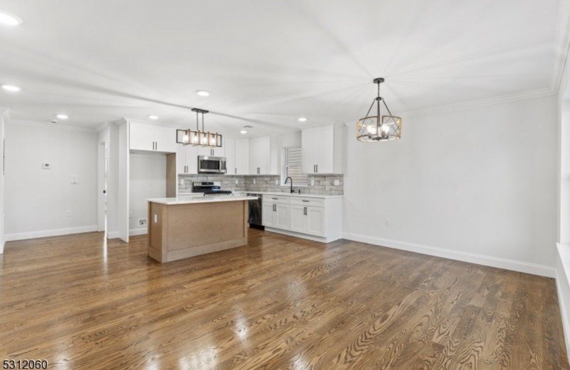 765 Canton St - Photo 5 of 29