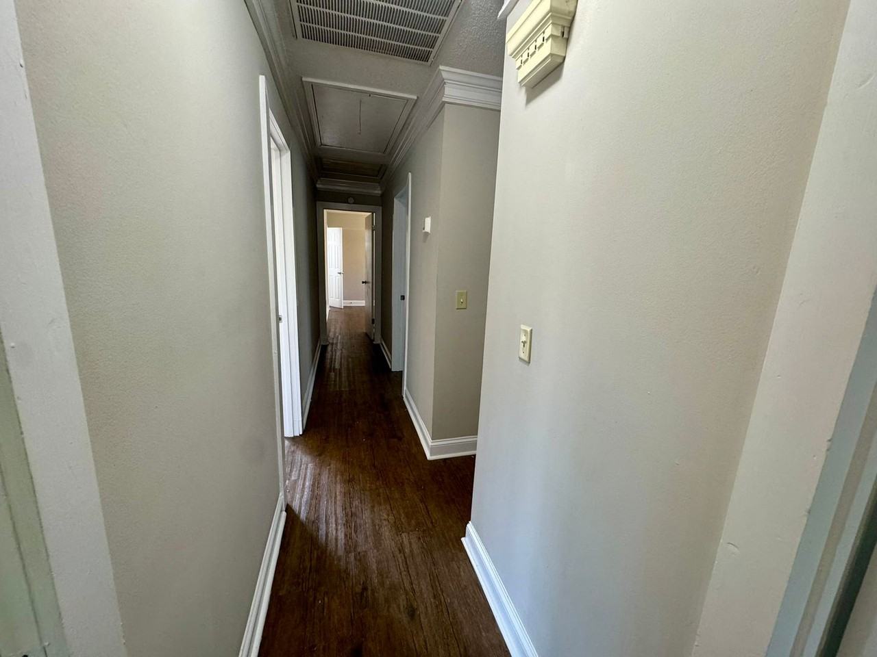 514 Georgia Ave - Photo 5 of 11