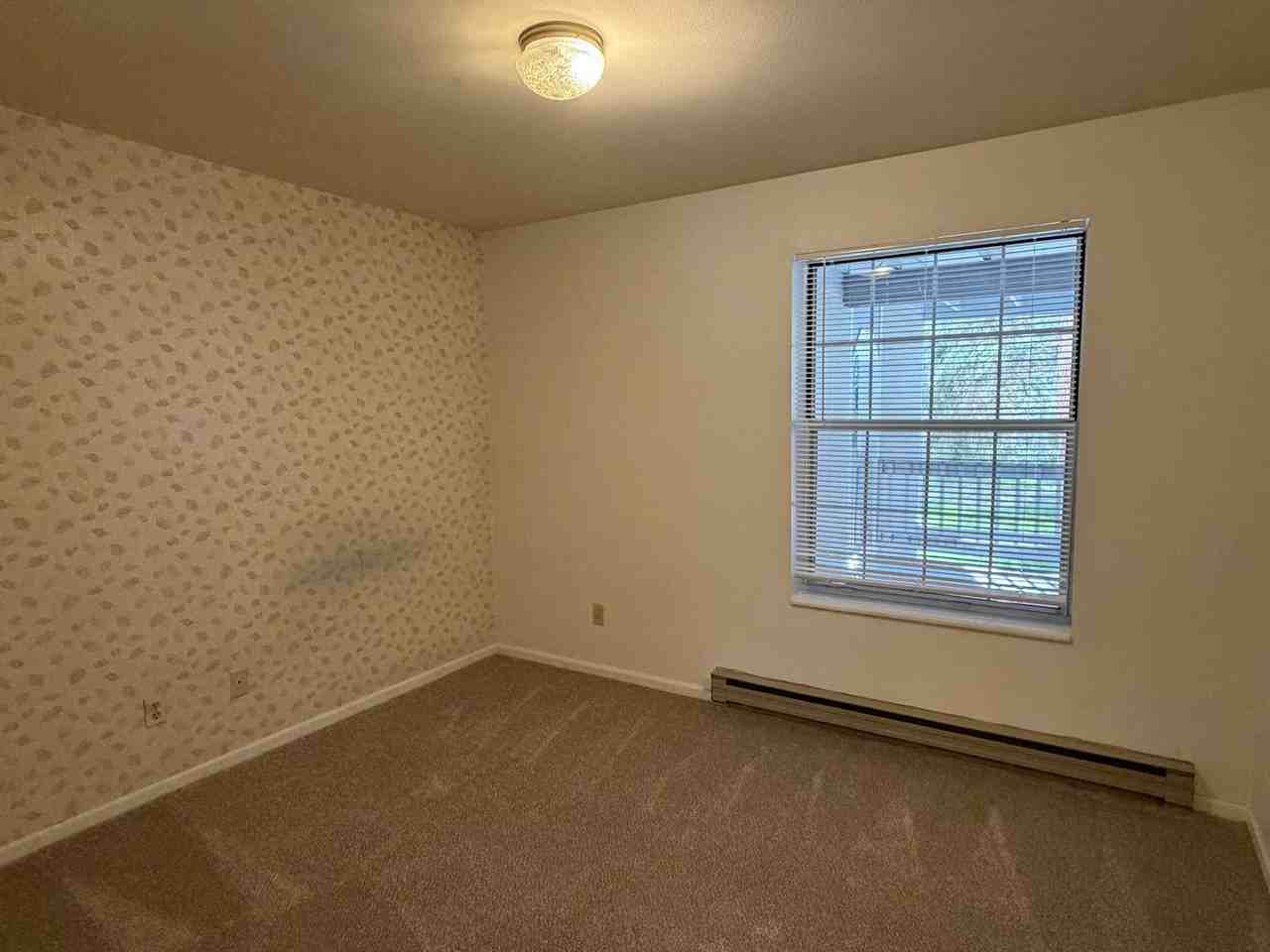 1601 W Swallow Rd - Photo 5 of 10