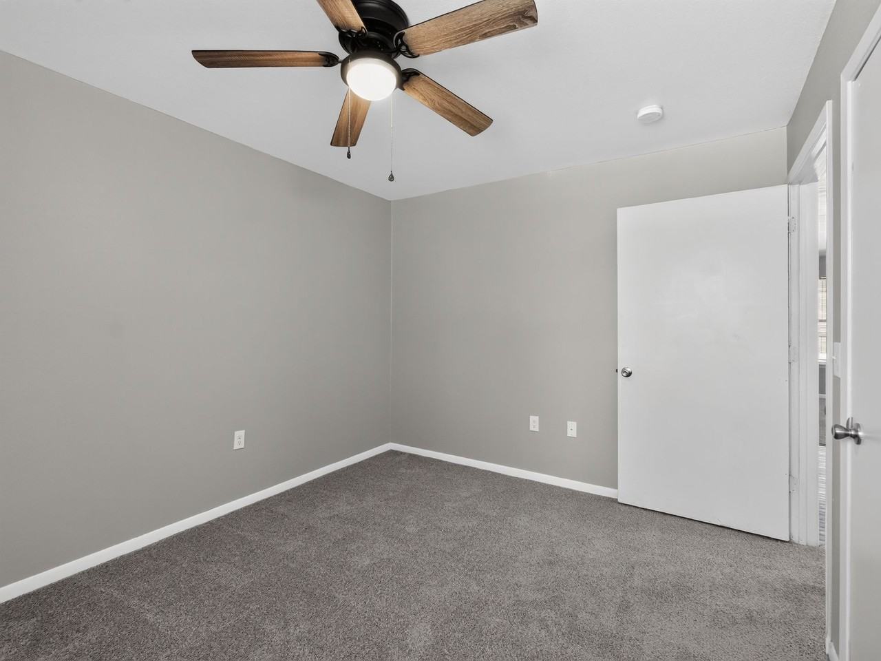 Legacy Apartments - Photo 5 of 47