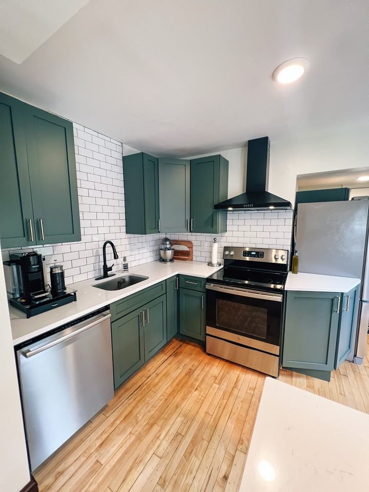 592 Ottawa Ave #2 - Photo 2 of 25
