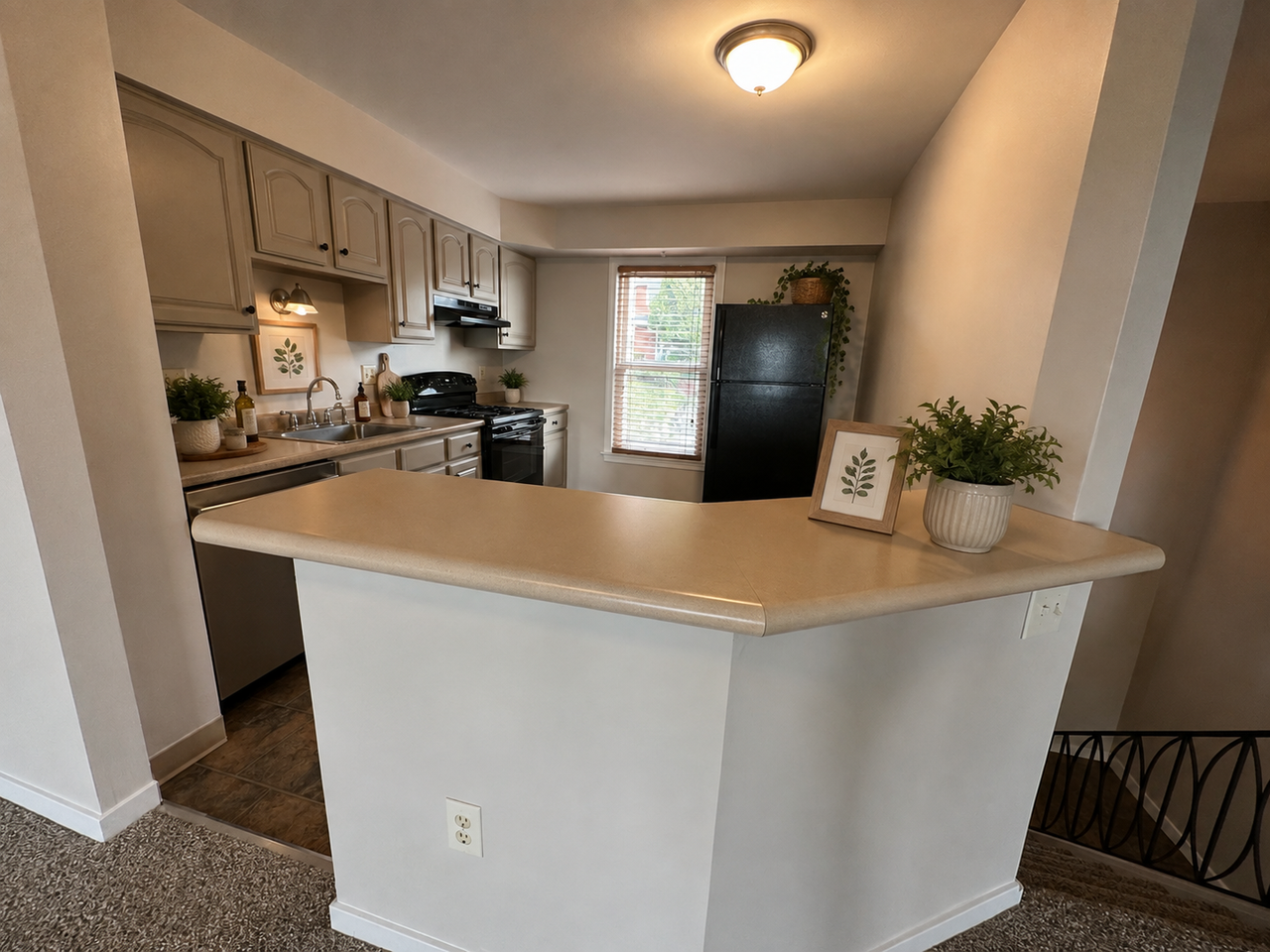 35 Bailey Ave - Photo 2 of 15