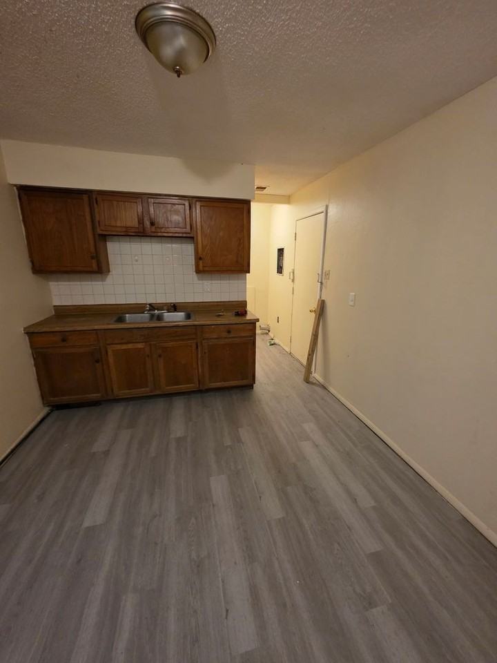 1 Westwood Dr - Photo 3 of 12