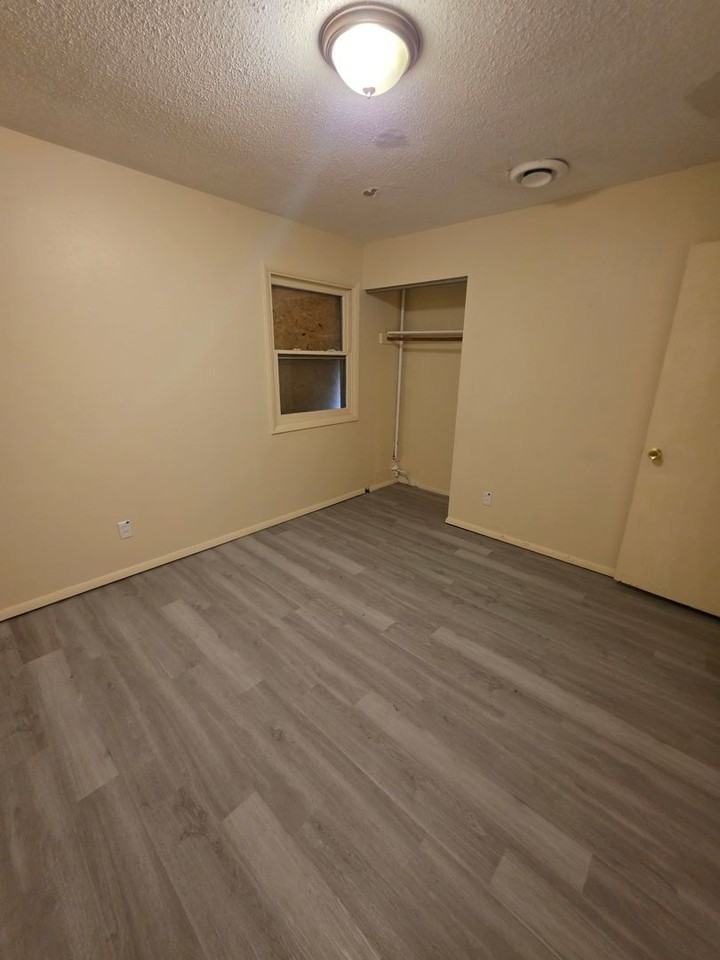 1 Westwood Dr - Photo 7 of 12