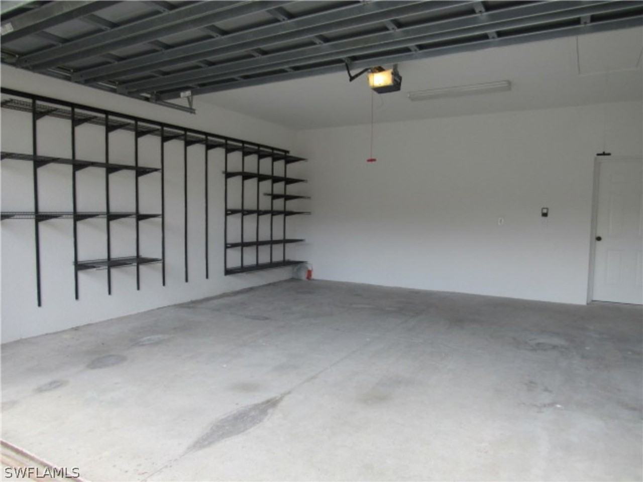 11842 Bayport Ln - Photo 6 of 29