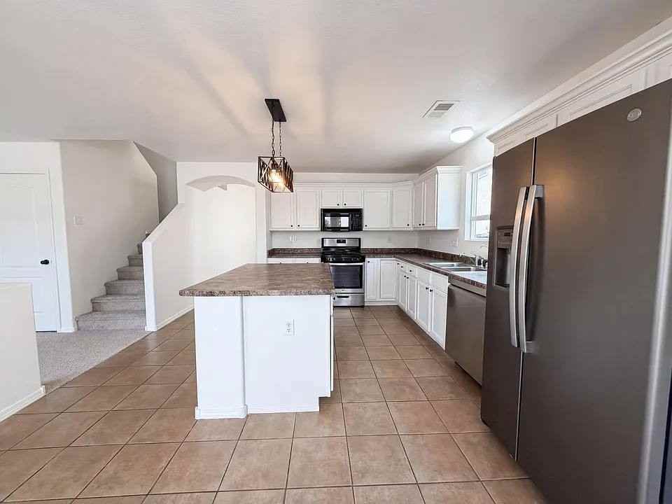 427 Playful Meadows Drive Northeast - Photo 2 of 14
