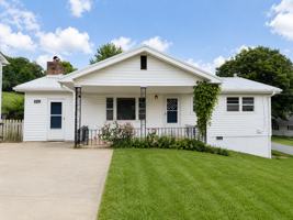 featured image of 320 Independence Dr