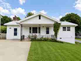 320 Independence Dr - Photo 1 of 1
