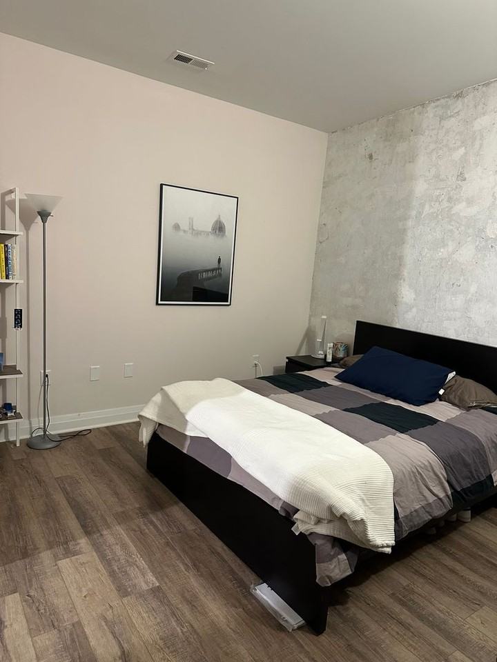 237 Chestnut St #1-517 - Photo 5 of 10