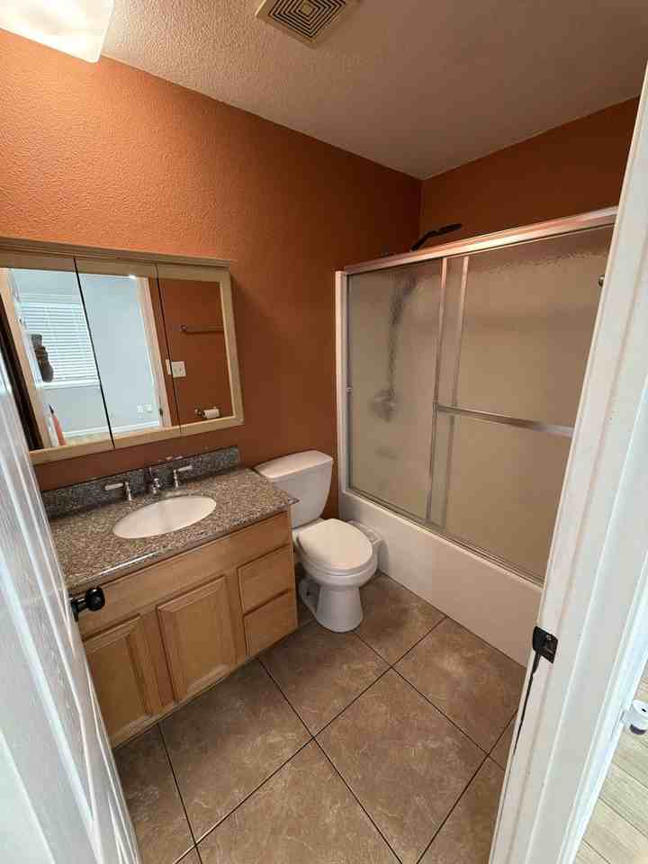 5890 Noble Street - Photo 6 of 9