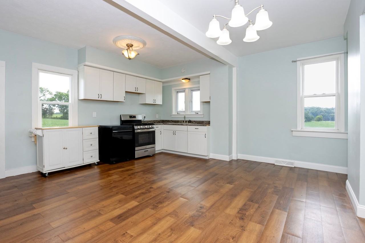 6336 Mudlake Rd - Photo 4 of 30