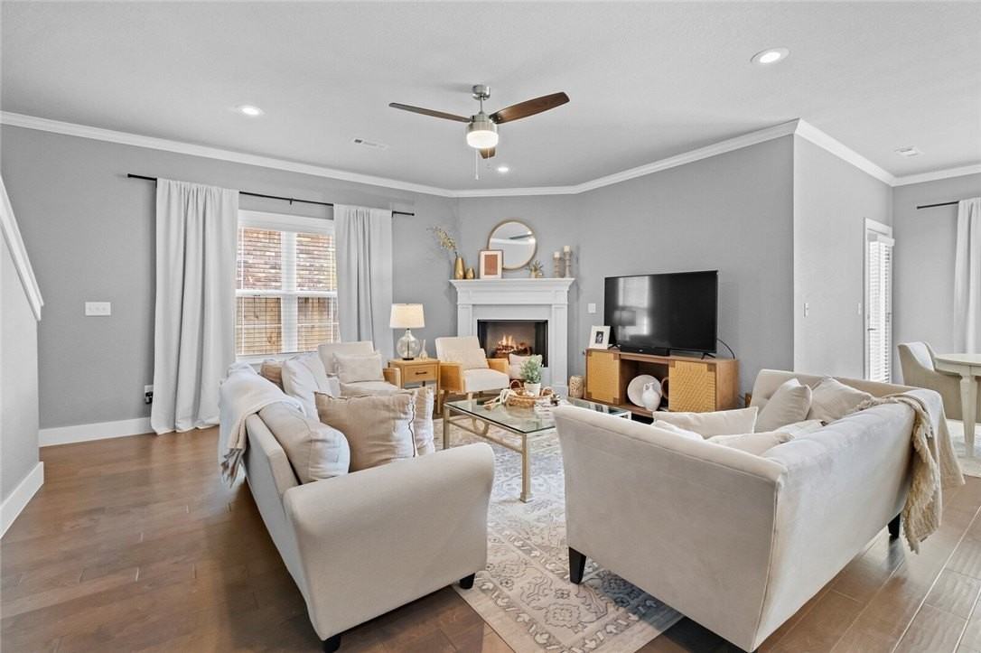 1411 Park St - Photo 7 of 30