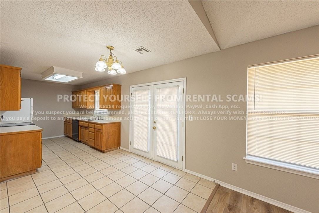 1607 N Lonesome Dove Dr - Photo 7 of 16