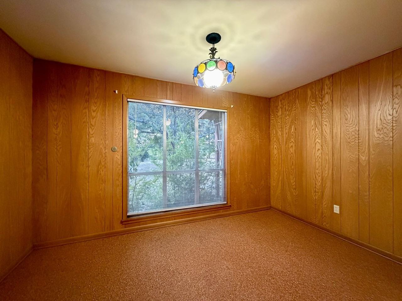 13001 Woodway Dr - Photo 4 of 14