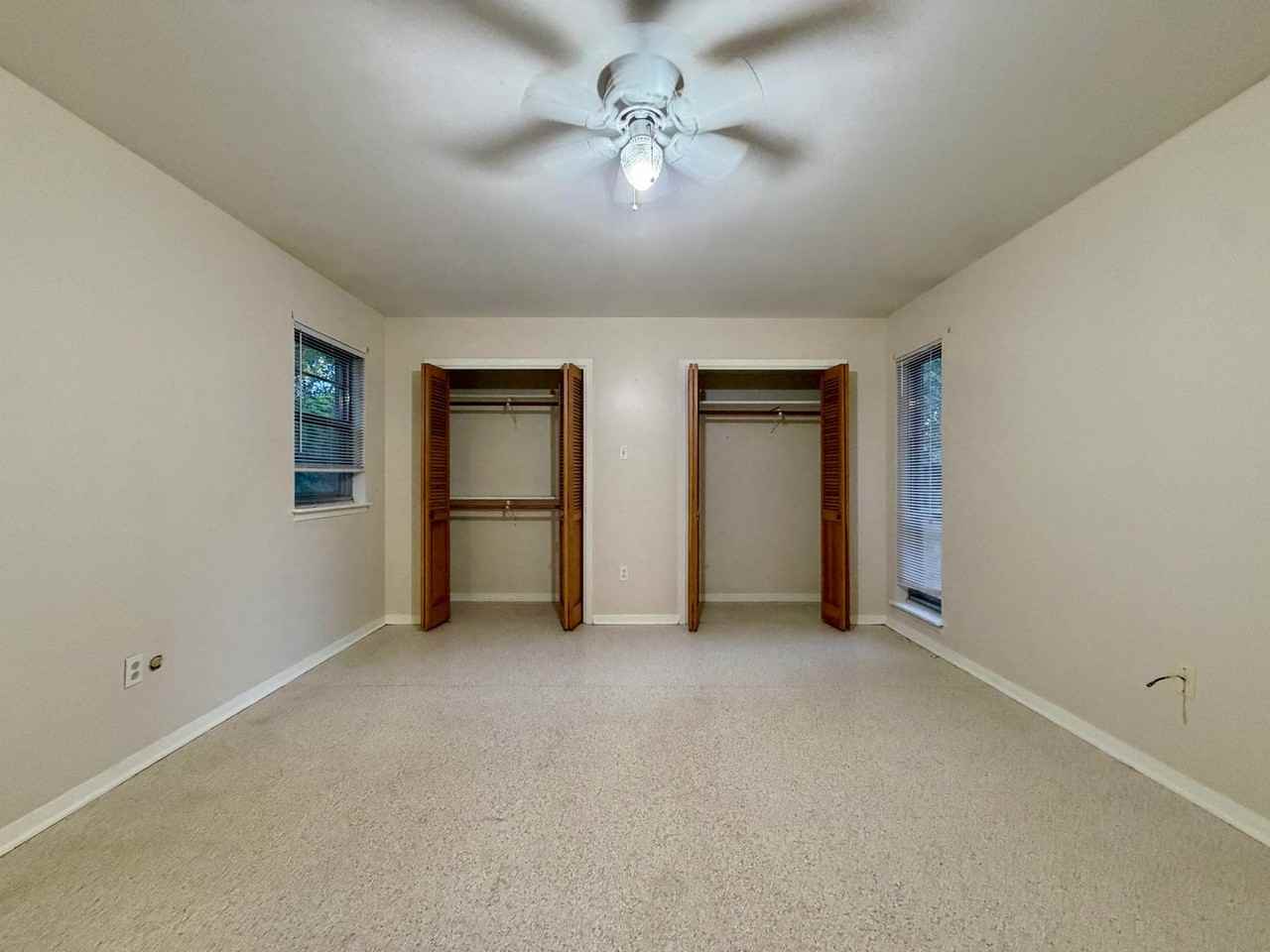 13001 Woodway Dr - Photo 7 of 14