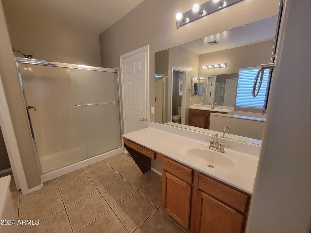 16965 W Lundberg St - Photo 3 of 24