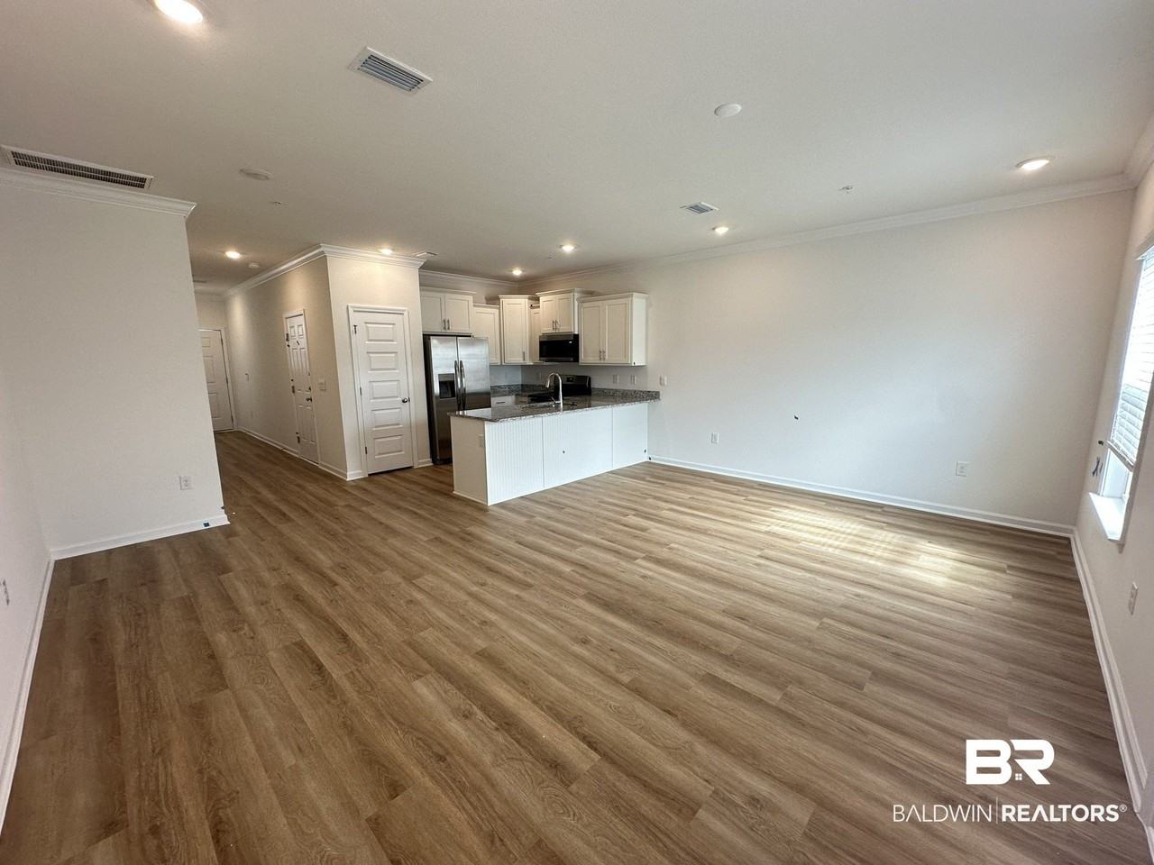 4442 Lost Bay Dr - Photo 4 of 14