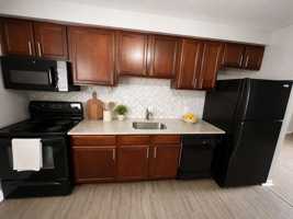 featured image of 649 W Maple Rd
