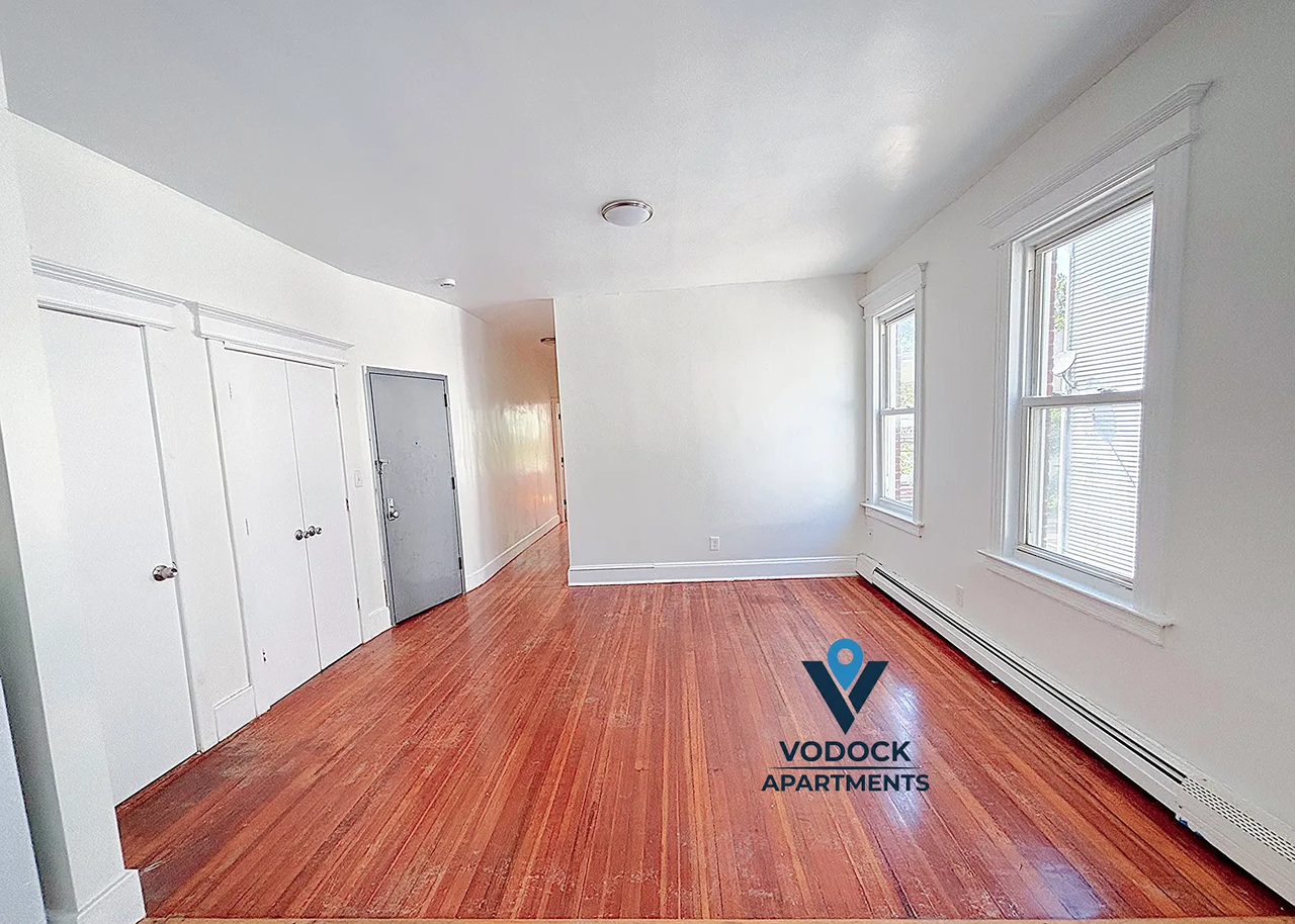 82 Rowe Avenue #3N - Photo 6 of 9