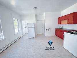 featured image of 82 Rowe Avenue #3N