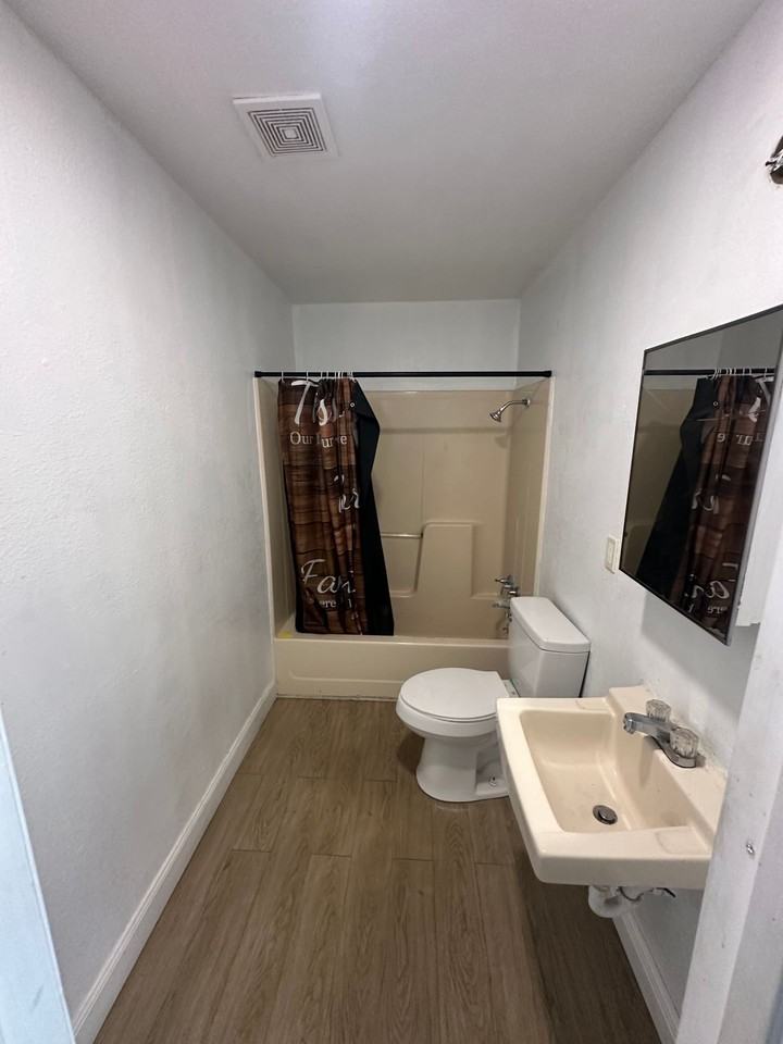 2240 Us Highway 92 E - Photo 5 of 10