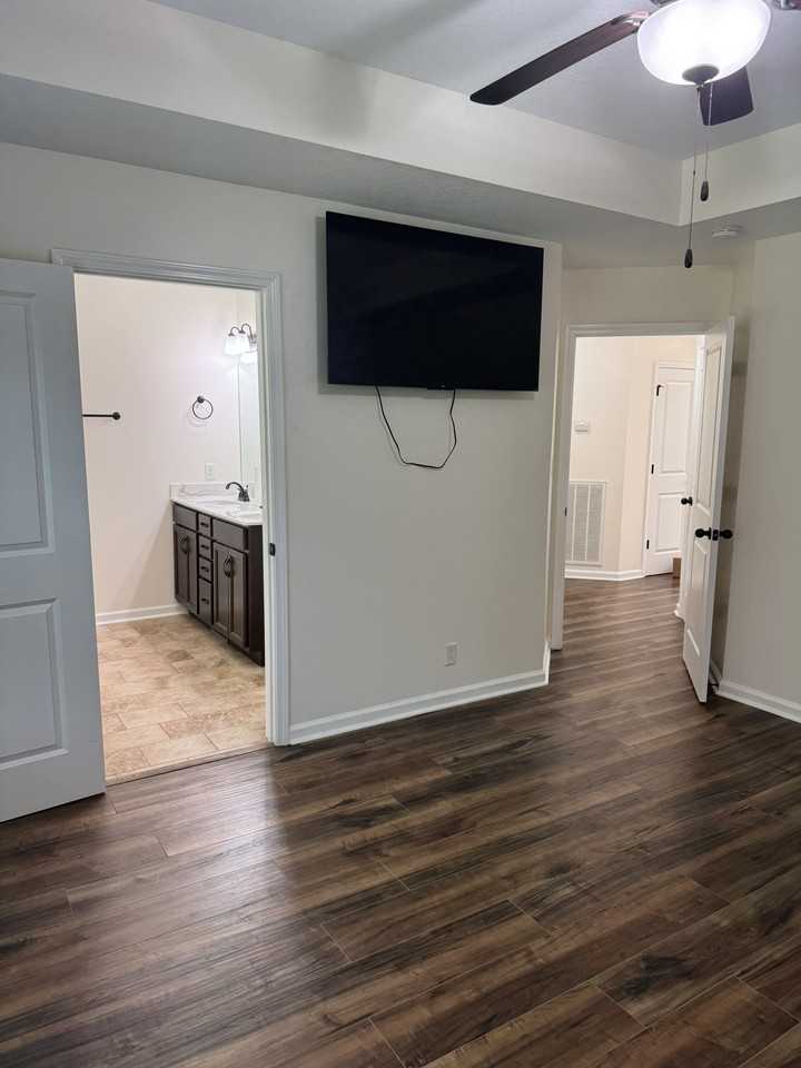 164 Hillview Way #1 - Photo 7 of 28