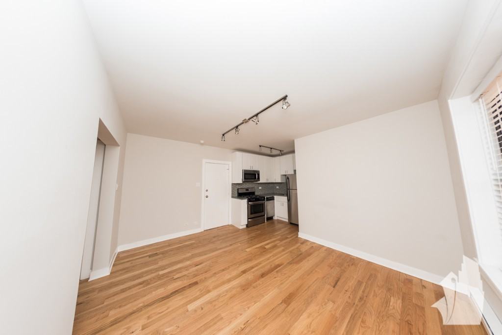 2420 N Kedzie Blvd #115 - Photo 4 of 8
