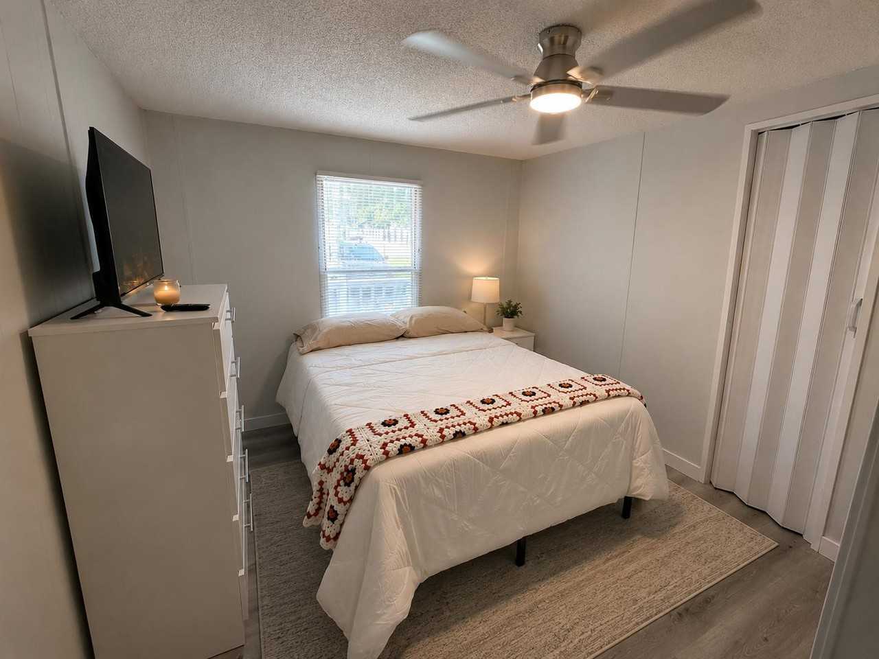 Hanson Ave - Photo 6 of 10