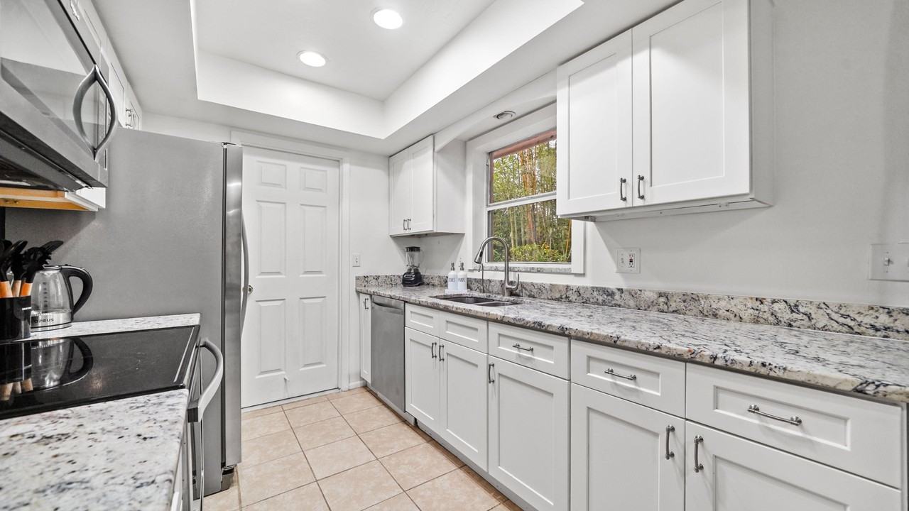Linwood St - Photo 6 of 20