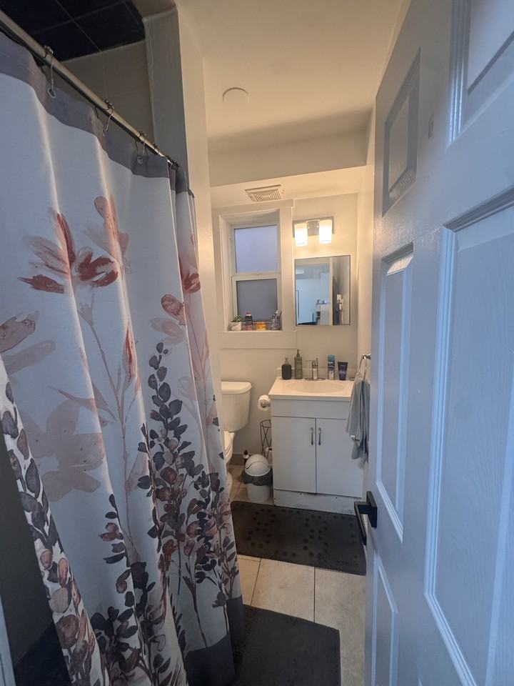 13 Westinghouse Avenue - Photo 4 of 6