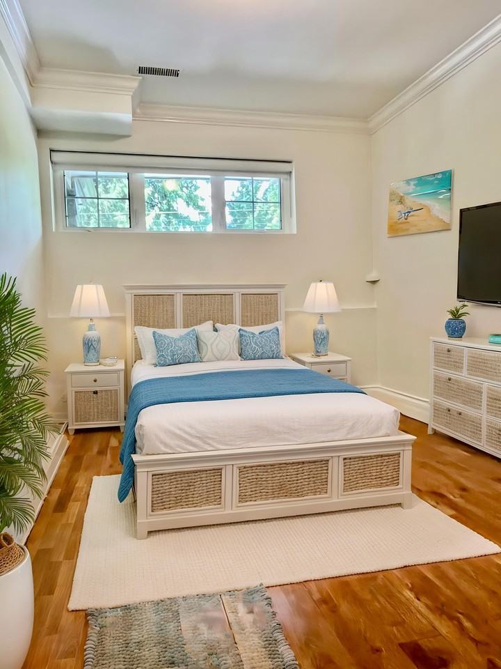 5002 Ranger Avenue #2 - Photo 6 of 10