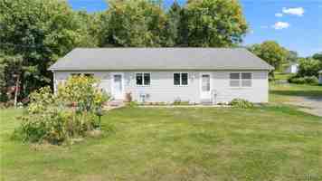featured image of 3723 Main St