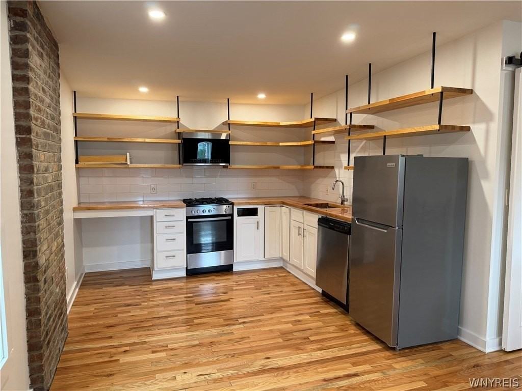 58 Trinity Pl #10 - Photo 4 of 8