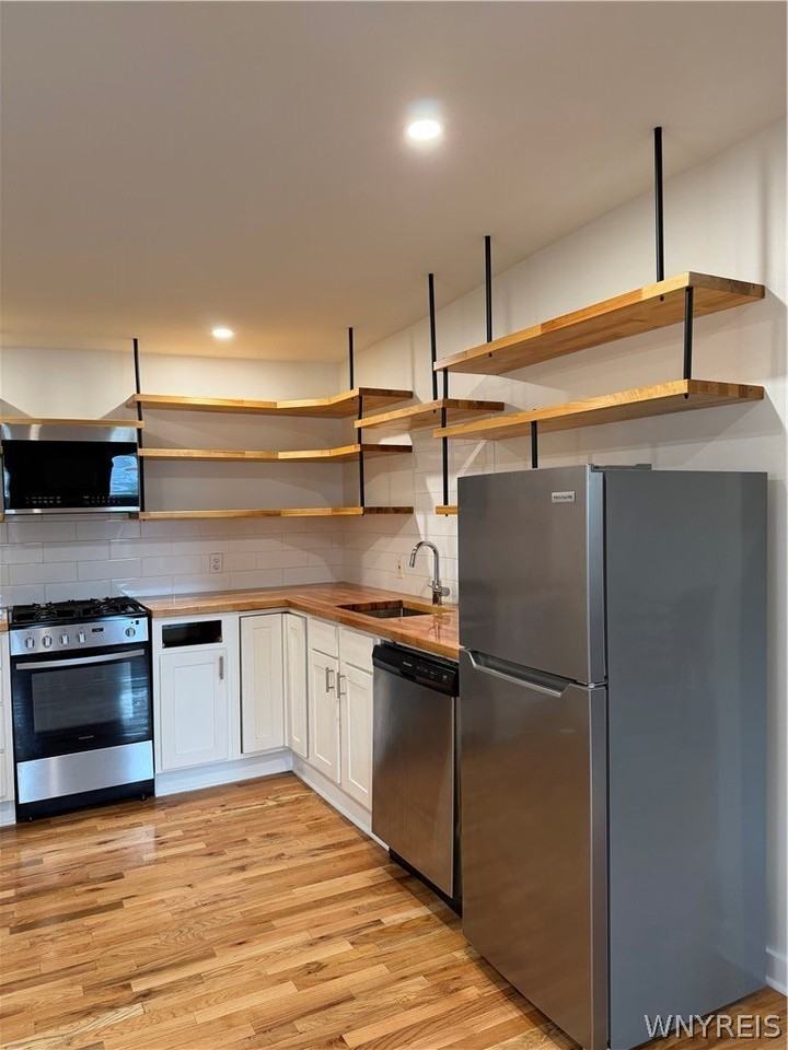 58 Trinity Pl #10 - Photo 5 of 8