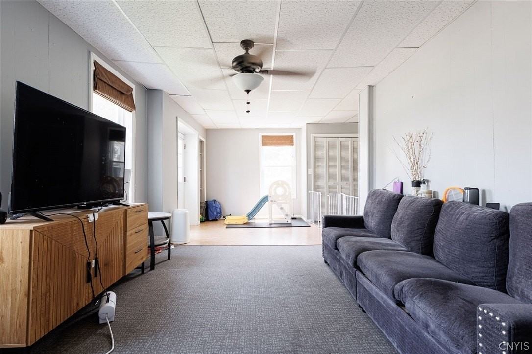 215 W Main St - Photo 5 of 32