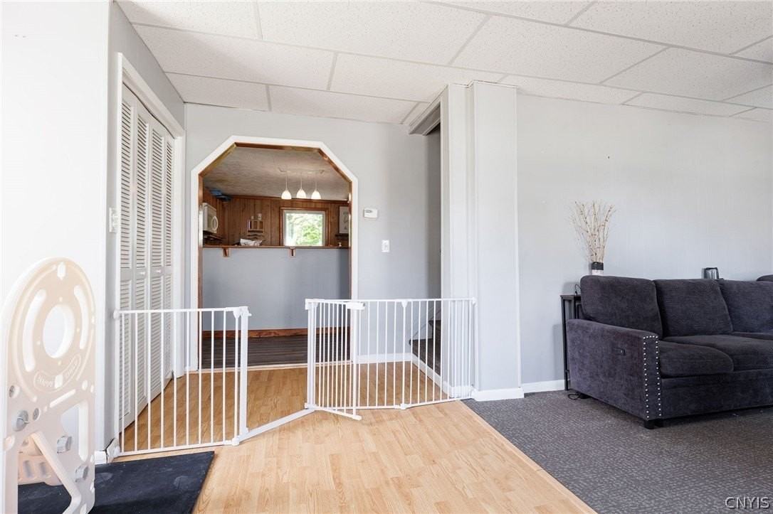 215 W Main St - Photo 7 of 32