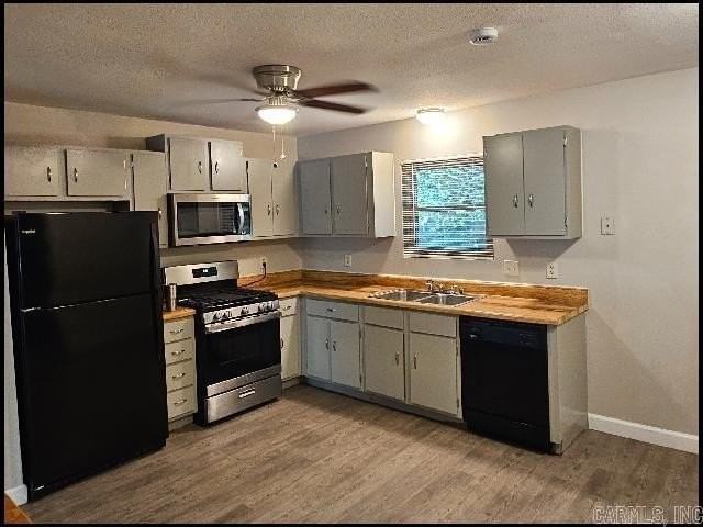 13 Dawn Ct - Photo 7 of 25