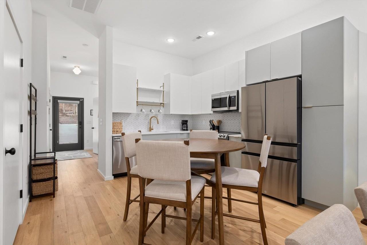 4123 Outpost Way - Photo 4 of 50