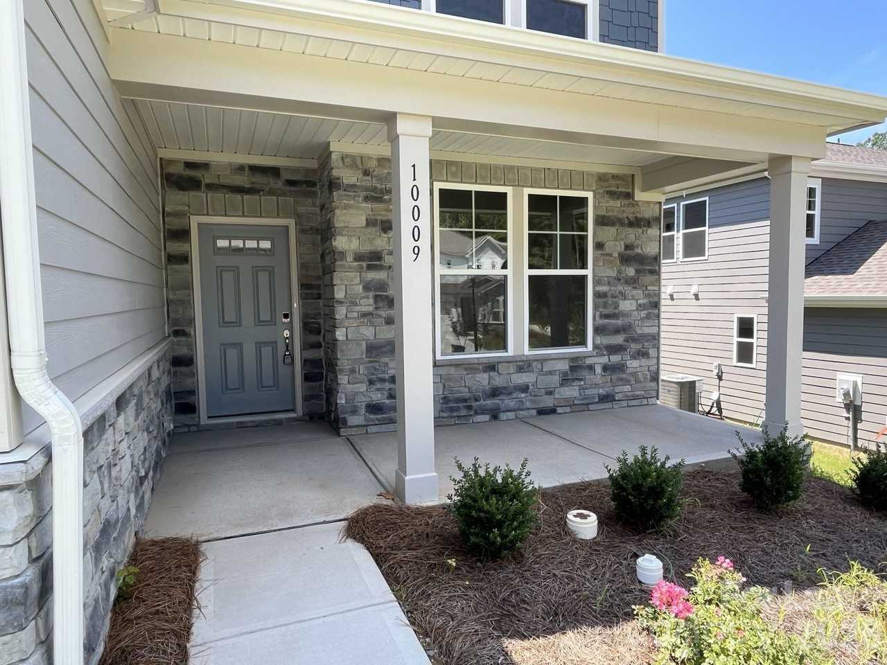 Manor View Dr Nw - Photo 2 of 38
