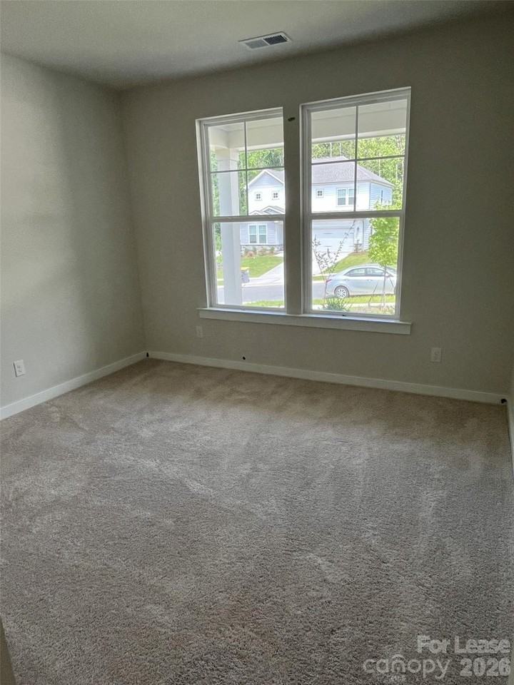Manor View Dr Nw - Photo 5 of 38