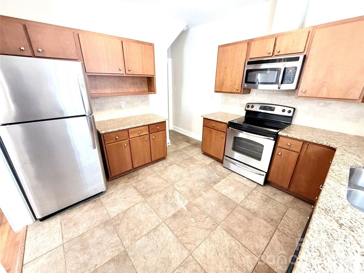 2537 Cranbrook Ln - Photo 7 of 15