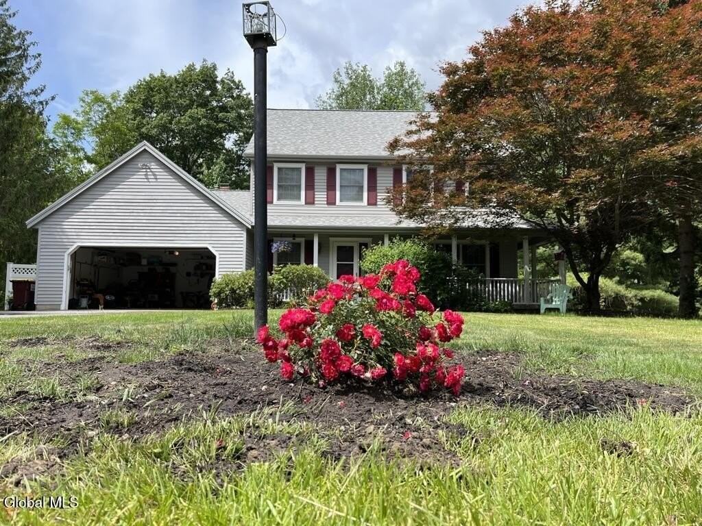 1 Marlboro Dr - Photo 2 of 17