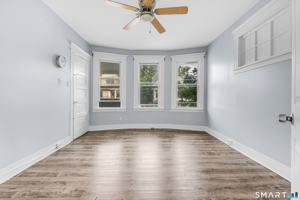 featured image of 350 Spring St
