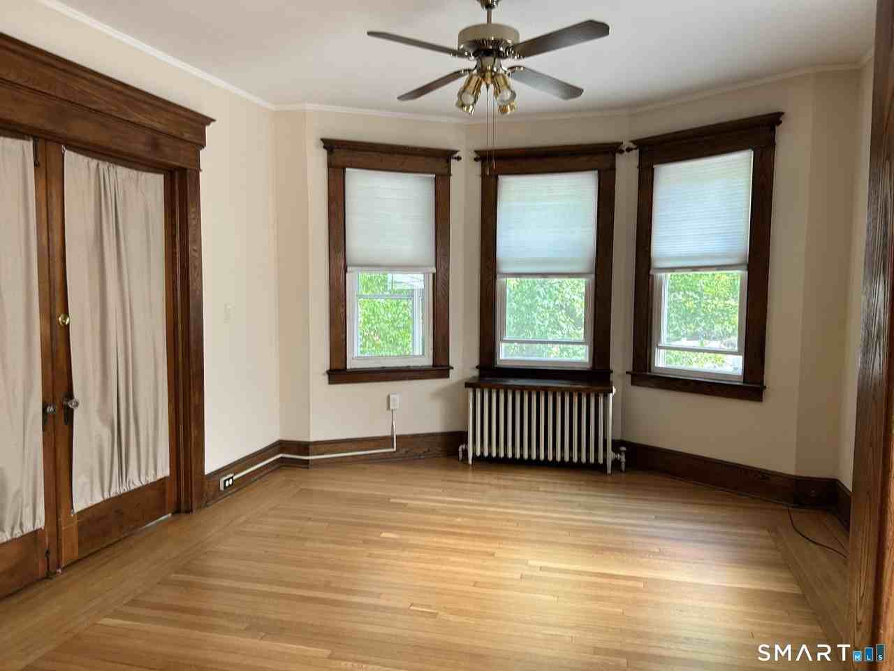 428 Central Ave - Photo 6 of 27