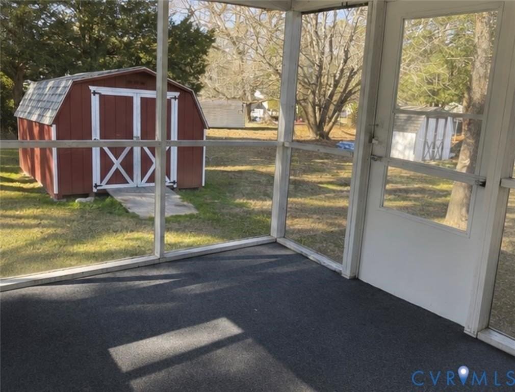 310 S College Dr - Photo 2 of 3