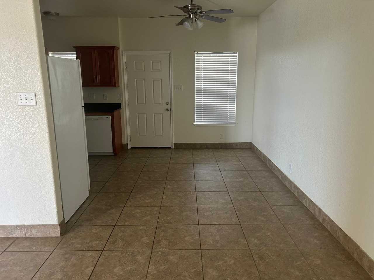 317 Don Martin - Photo 5 of 12